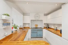 Pearcroft Road, Ipswich