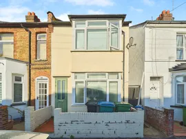 Harwoods Road, WATFORD photo