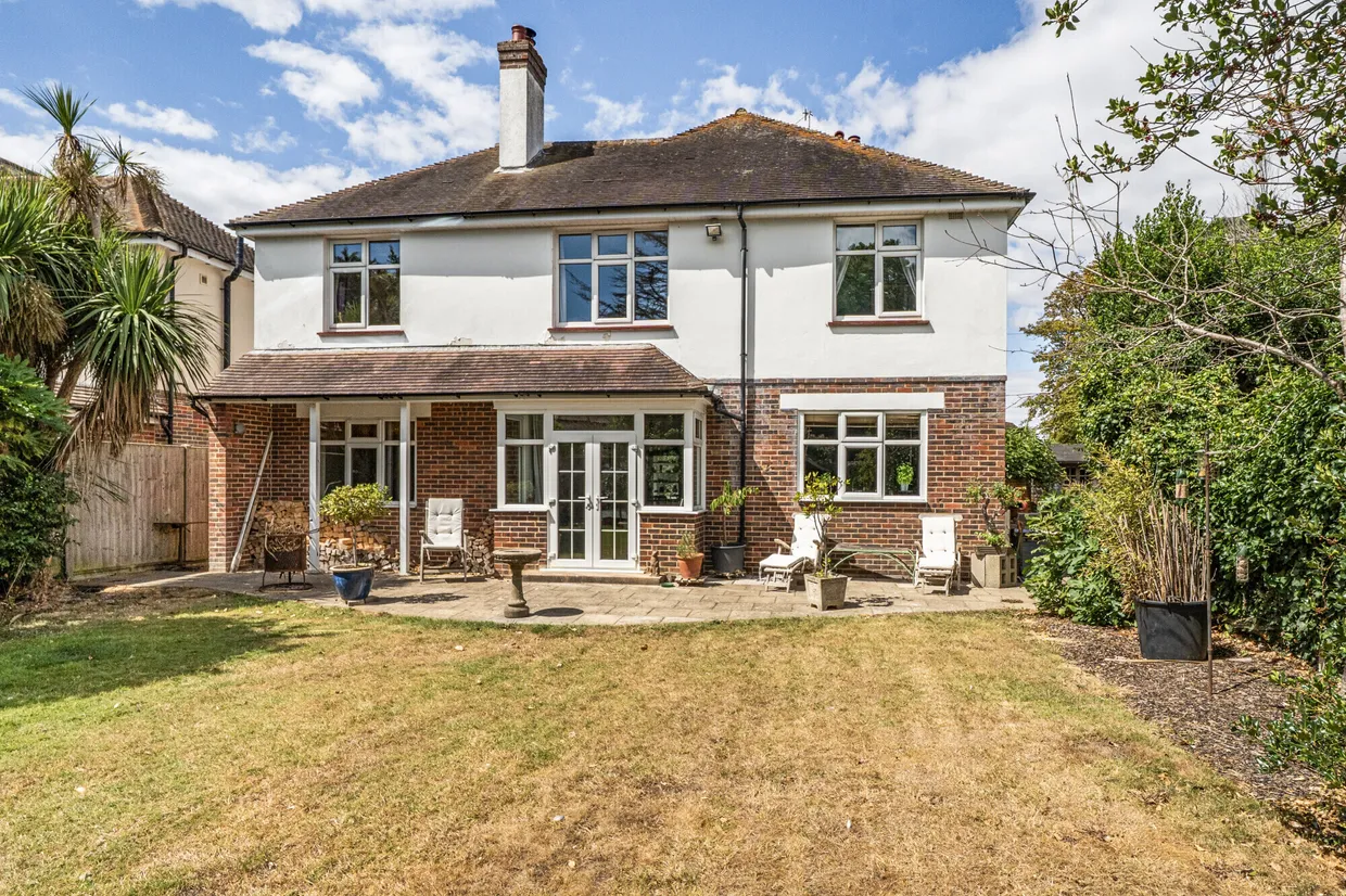 Silverston Avenue, Bognor Regis, PO21 photo 16
