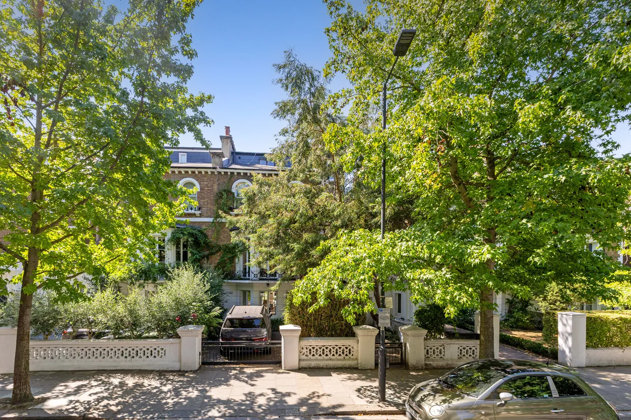 Hammersmith Grove, London, W6 photo 1