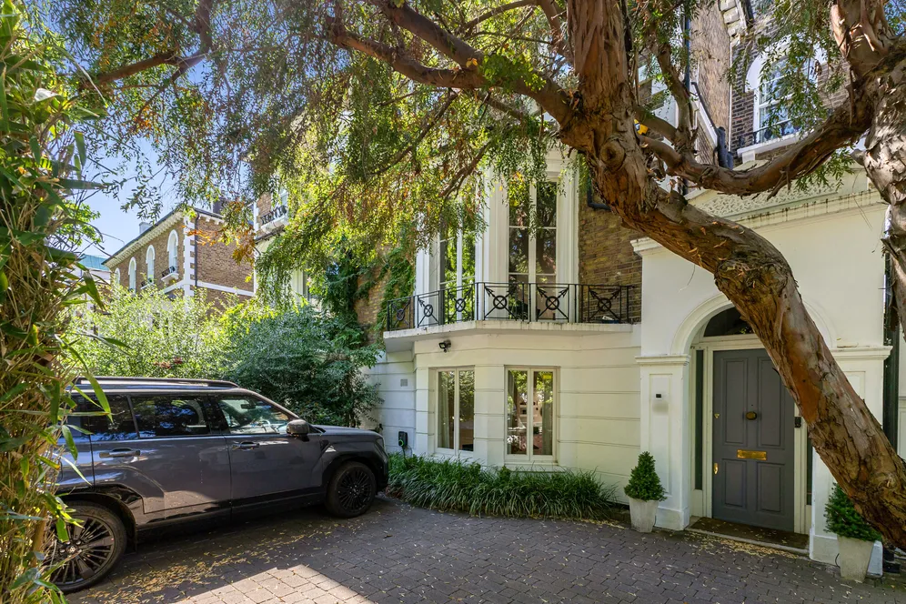 Hammersmith Grove, London, W6 photo 16