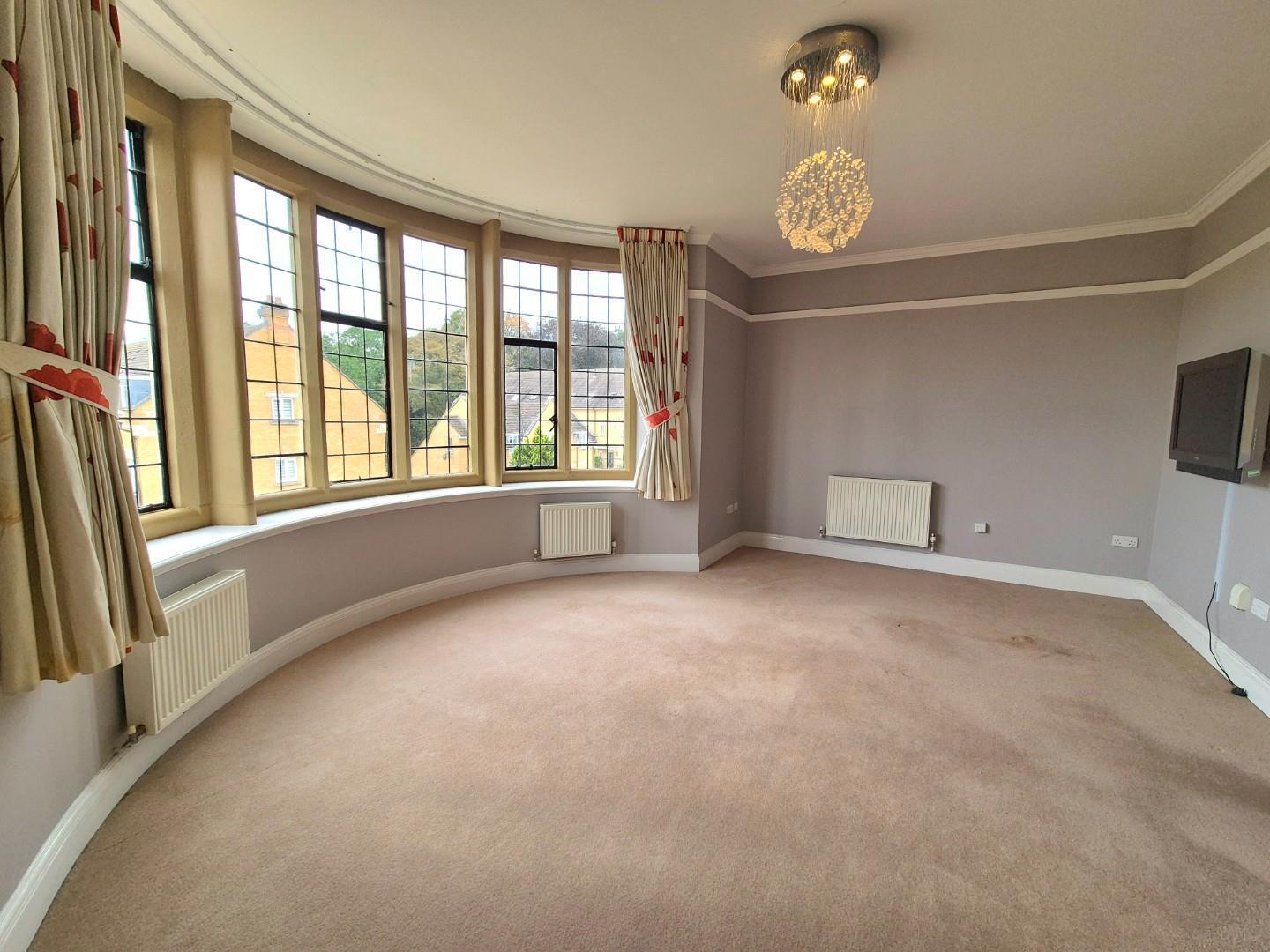 Woolston Close, Northampton Image 3
