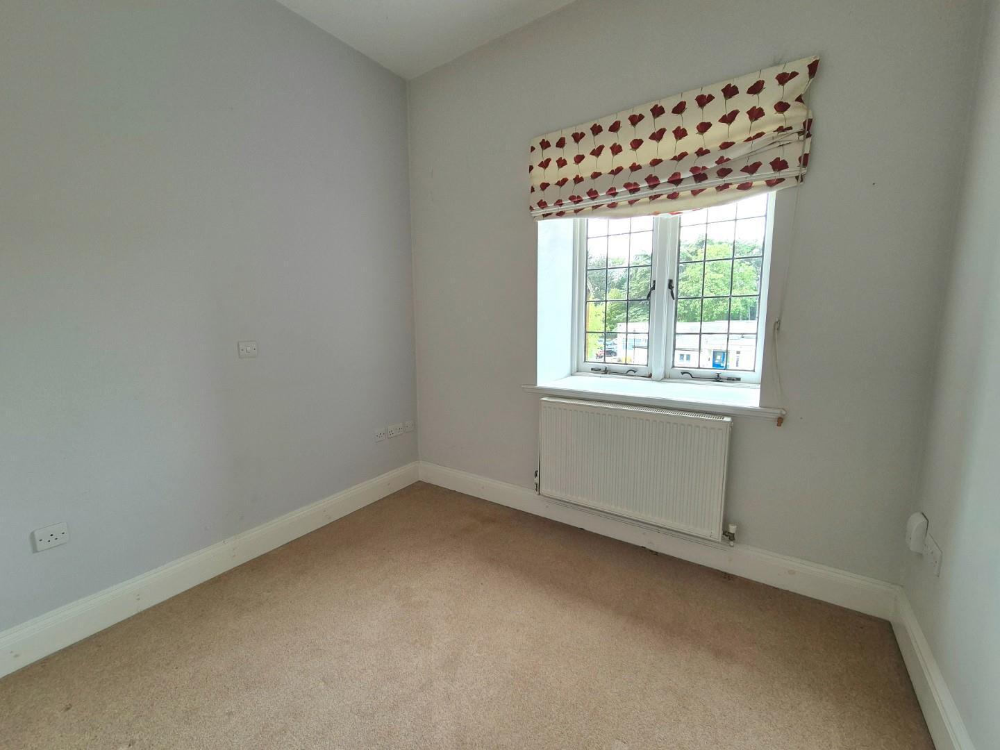 Woolston Close, Northampton Image 6