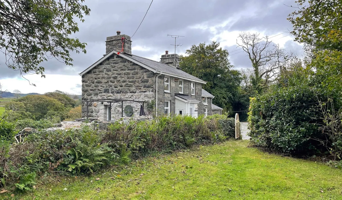 Golan, Garndolbenmaen, Gwynedd, LL51