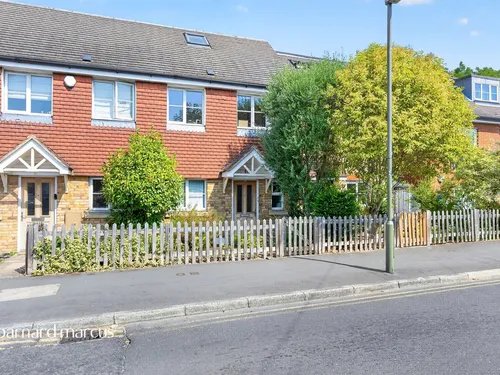 Windmill Lane, Epsomphoto