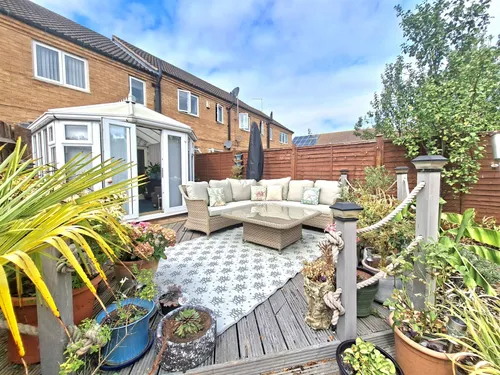 Sharnbrook Avenue, Hampton Vale, Peterboroughphoto