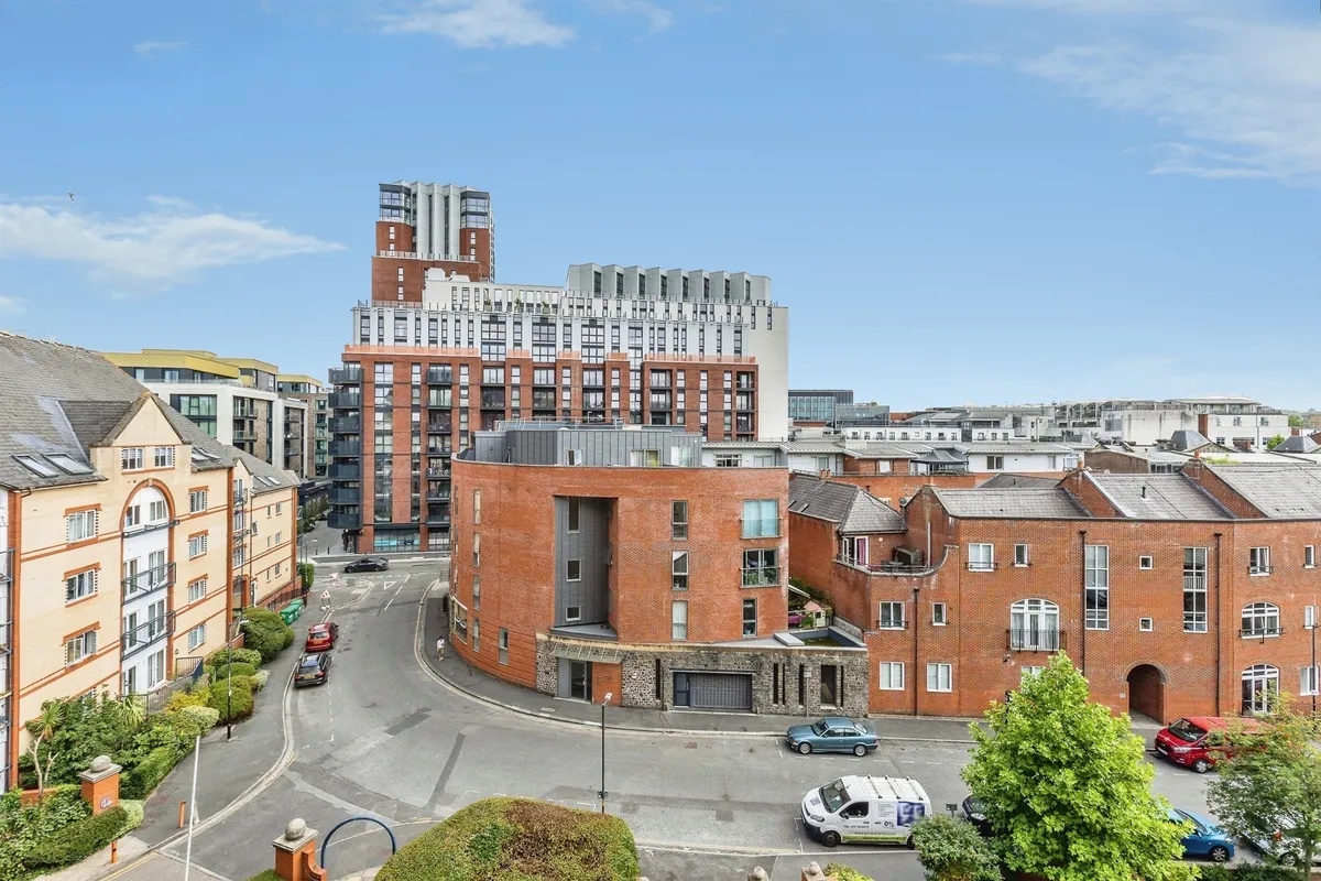 Ferry Street, Bristol