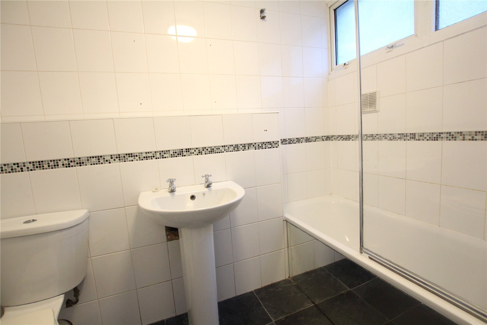 Ray Lodge Road, Woodford Green, IG8 Image 5