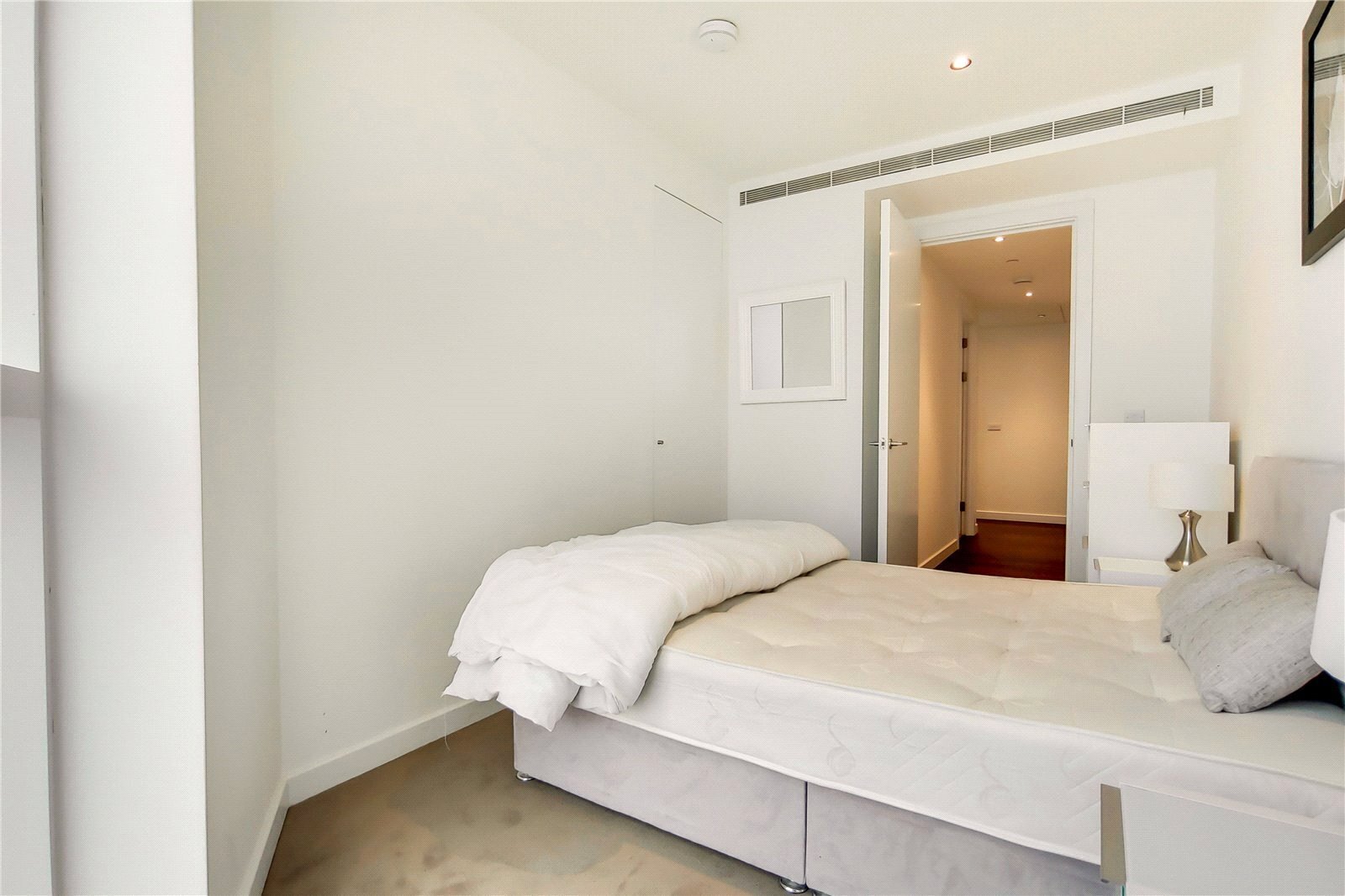 Wandsworth Road, London, SW8 Image 7