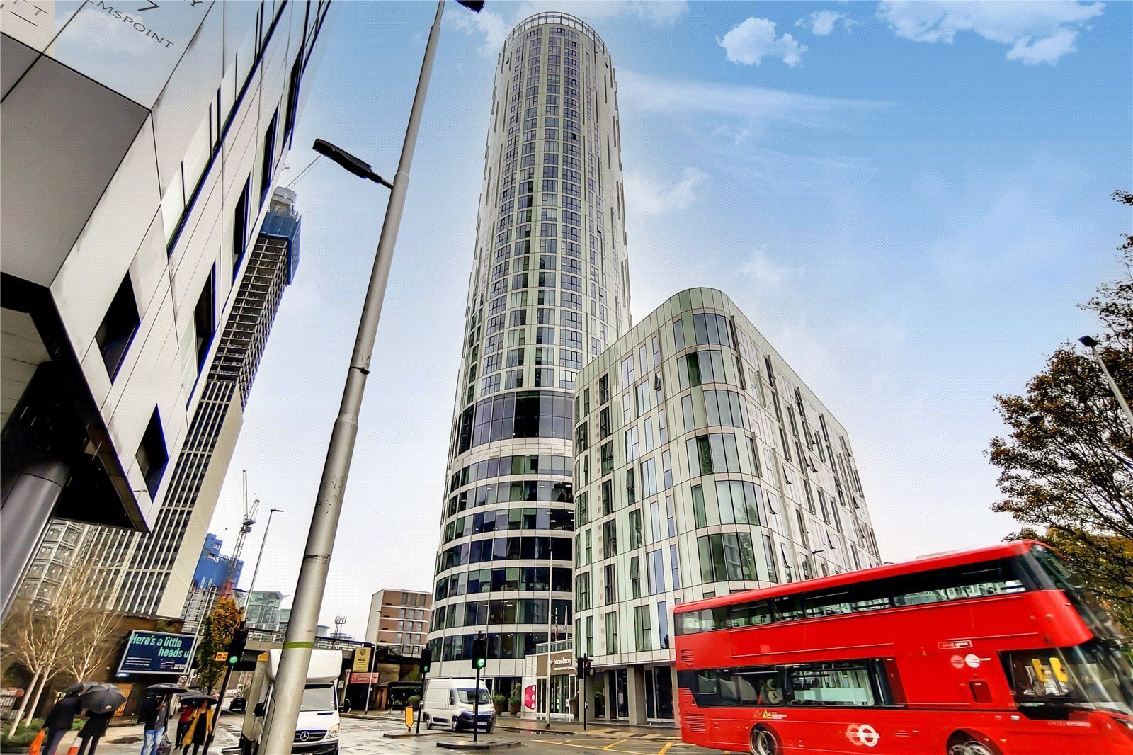 Wandsworth Road, London, SW8 Image 9