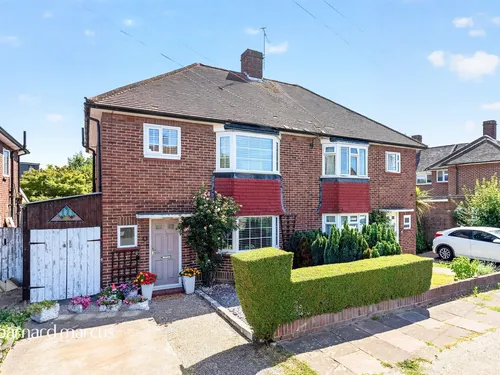 Beech Road, Bedfontphoto