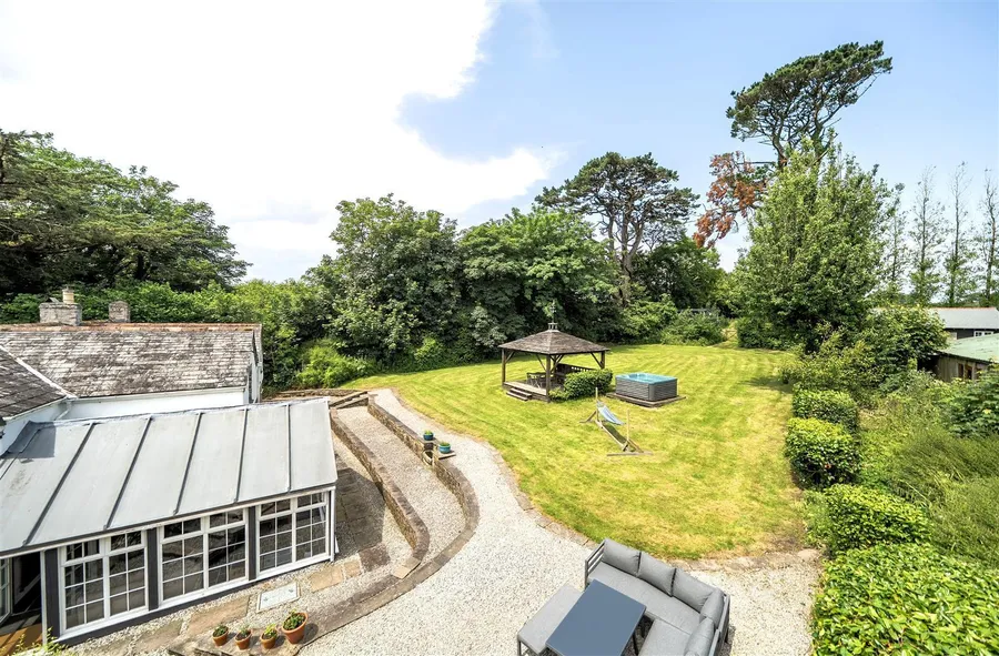Property Image 33
