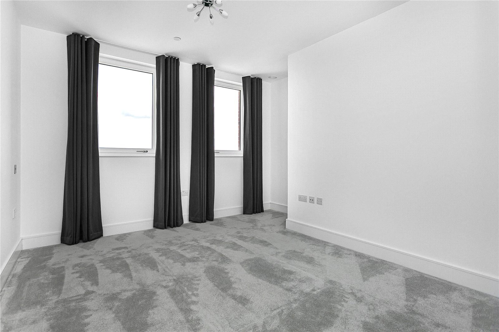 Healum Avenue, Southall, UB2 Image 8