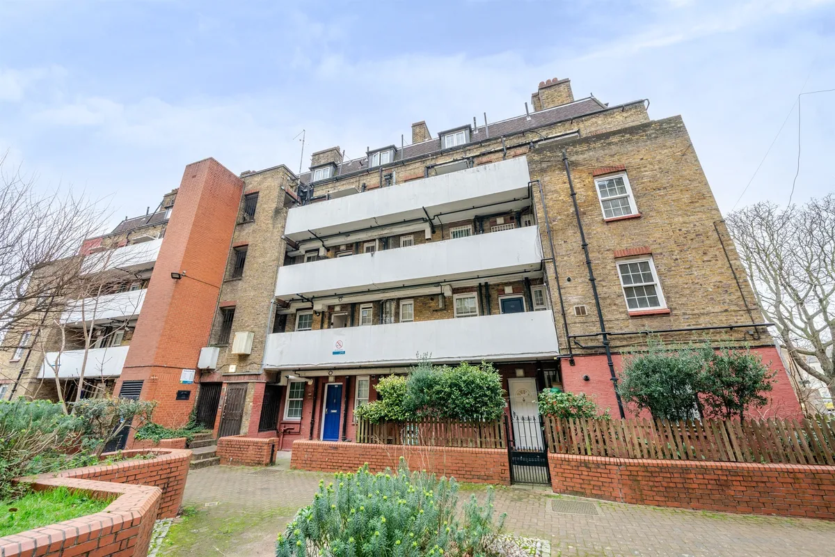 Doddington Grove, London