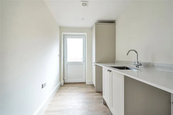 Whitecroft Drive, Saxon Street, CB8 photo 8