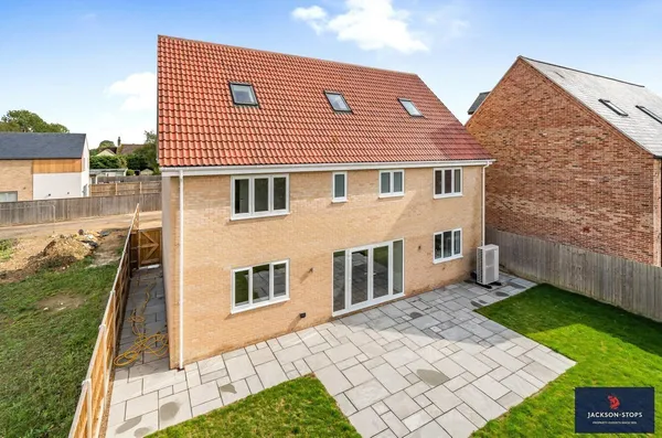 Whitecroft Drive, Saxon Street, CB8 photo 13