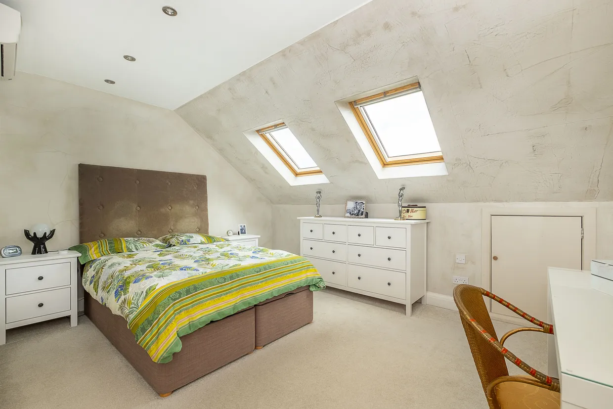 Neville Road, Kingston Upon Thames, KT1 photo 10