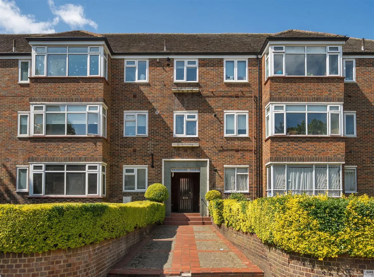 Brondesbury Park, London NW6