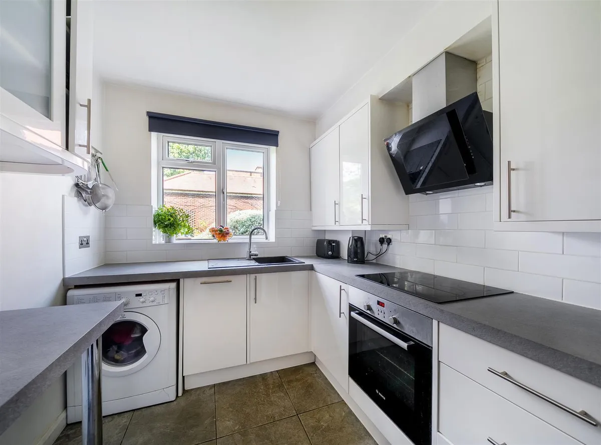 Brondesbury Park, London NW6