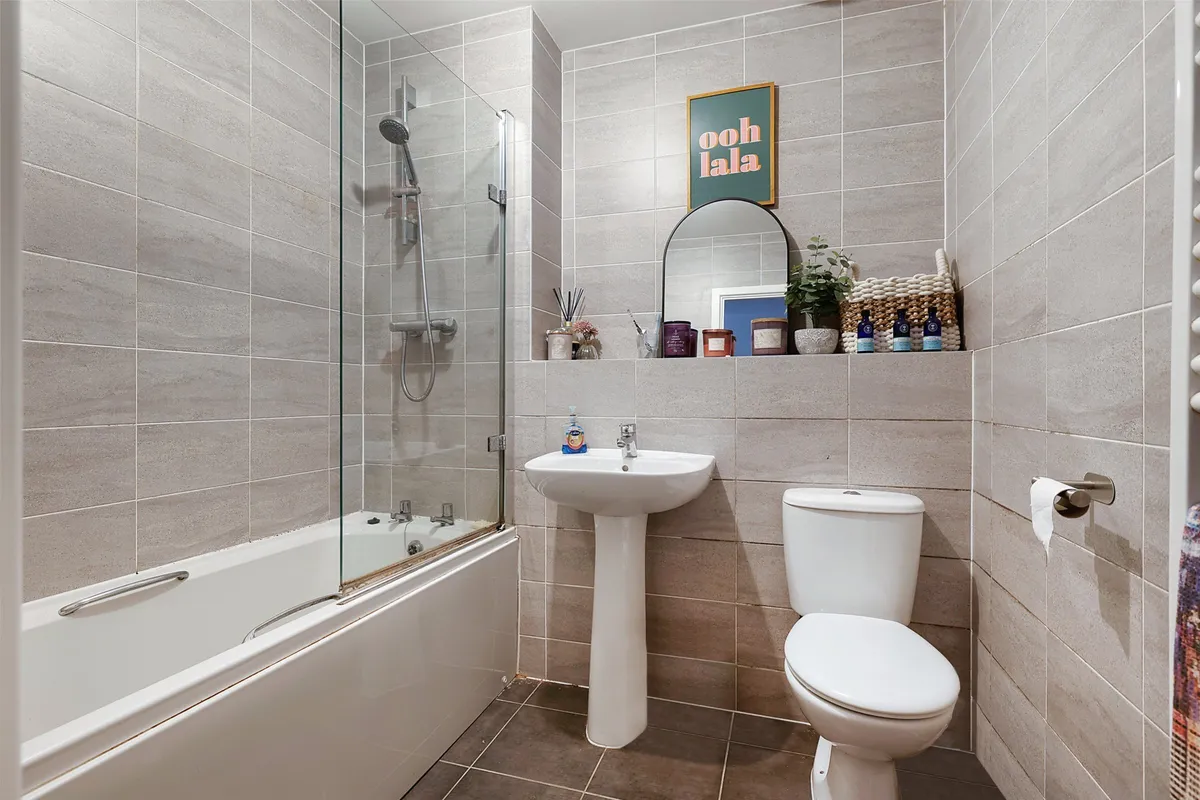 Huxley Drive, Hurst Green, Oxted, Surrey, RH8