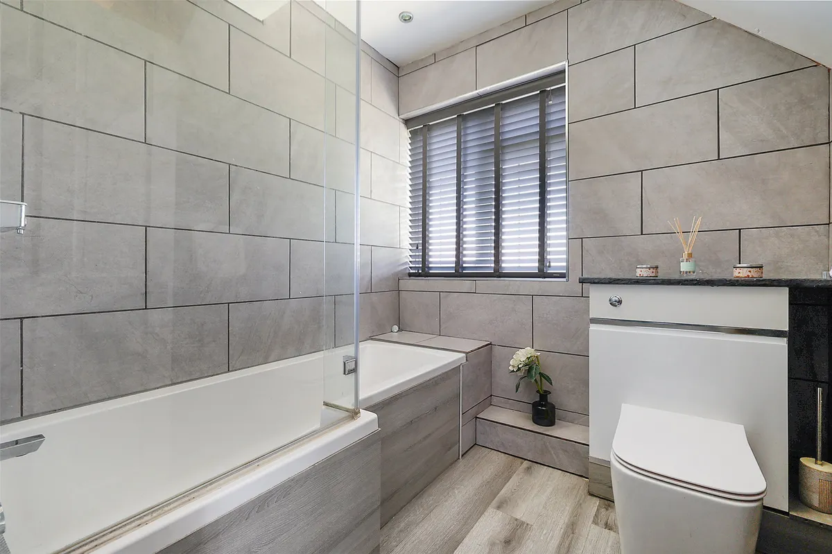 Yarm Court Road, Leatherhead, Surrey, KT22