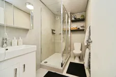 The Moorlands, Leeds