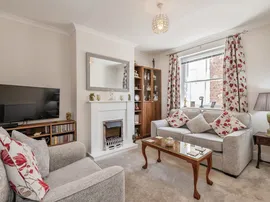 Barrington Street, Tiverton thumb 2