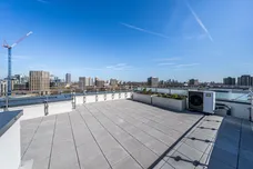 Plough Road, London, SW11 photo 1
