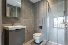 Plough Road, London, SW11 photo 3