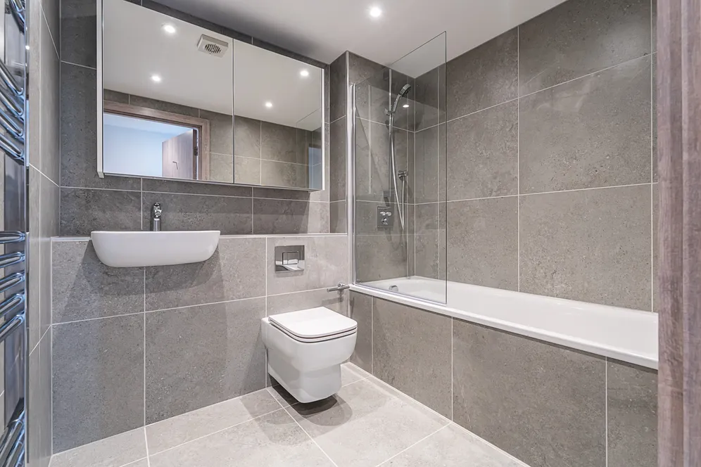 Plough Road, London, SW11 photo 10