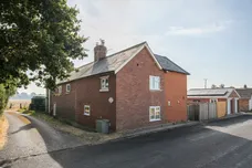 Broad Street, Beechingstoke, SN9 photo 1
