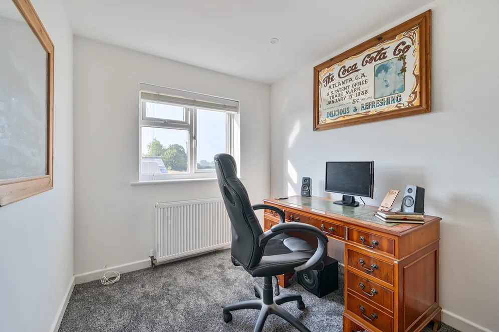 Broad Street, Beechingstoke, SN9 photo 9