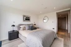 Plough Road, London, SW11 photo 7