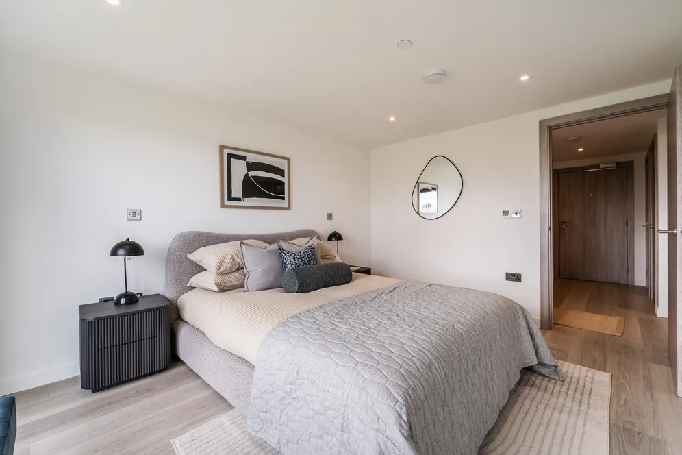 Plough Road, London, SW11 photo 7