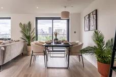 Plough Road, London, SW11 photo 11
