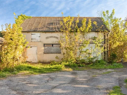 Heath Road, UTTOXETERphoto