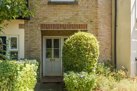Alexander Crescent, Caterham, CR3