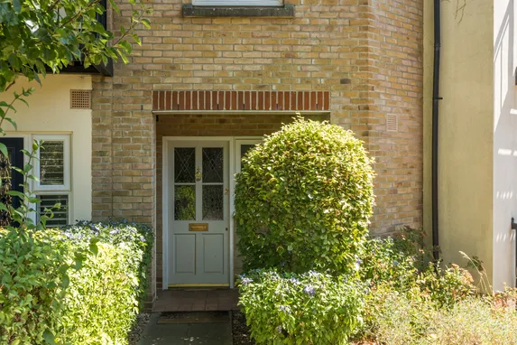Alexander Crescent, Caterham, CR3