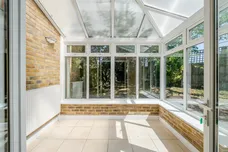 Alexander Crescent, Caterham, CR3 photo 5