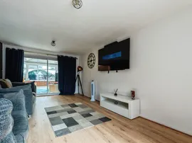 Sloane Way, Thetford thumb 3