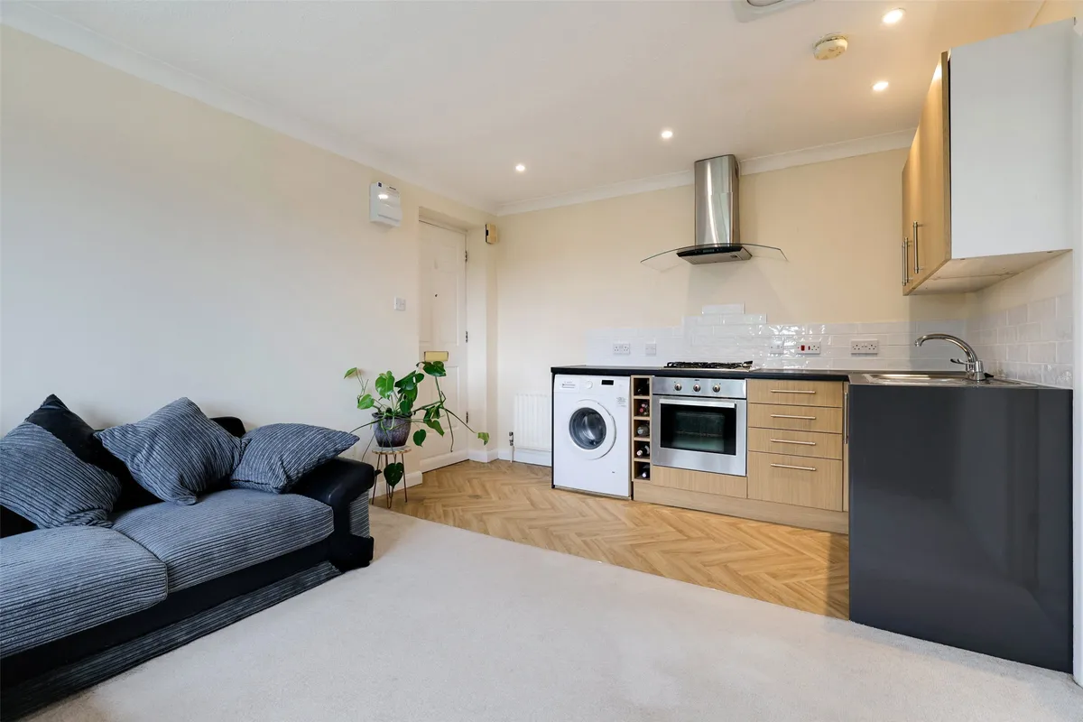 Teazlewood Park, Leatherhead, Surrey, KT22