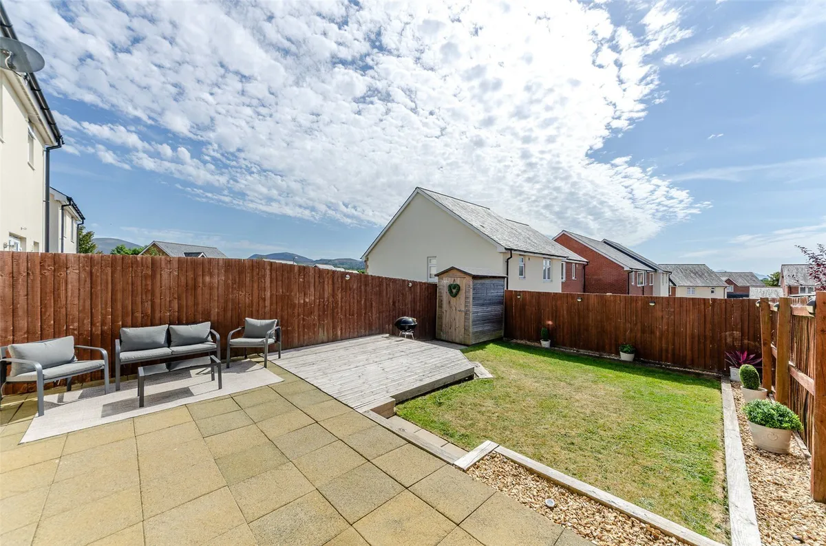 Gwel Y Llan, Caernarfon, Gwynedd, LL55