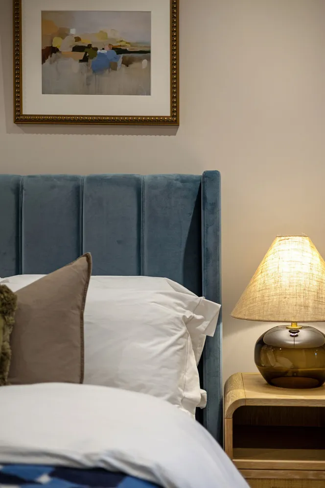 The Broadway, London, SW19 photo 3