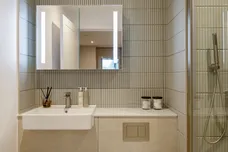 The Broadway, London, SW19 photo 8