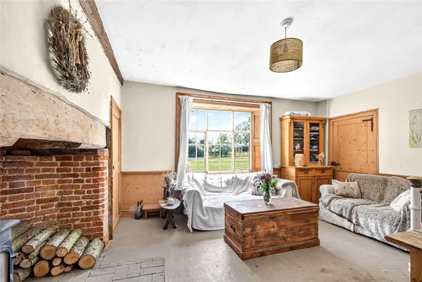 Bramfield, Halesworth, IP19 photo 6