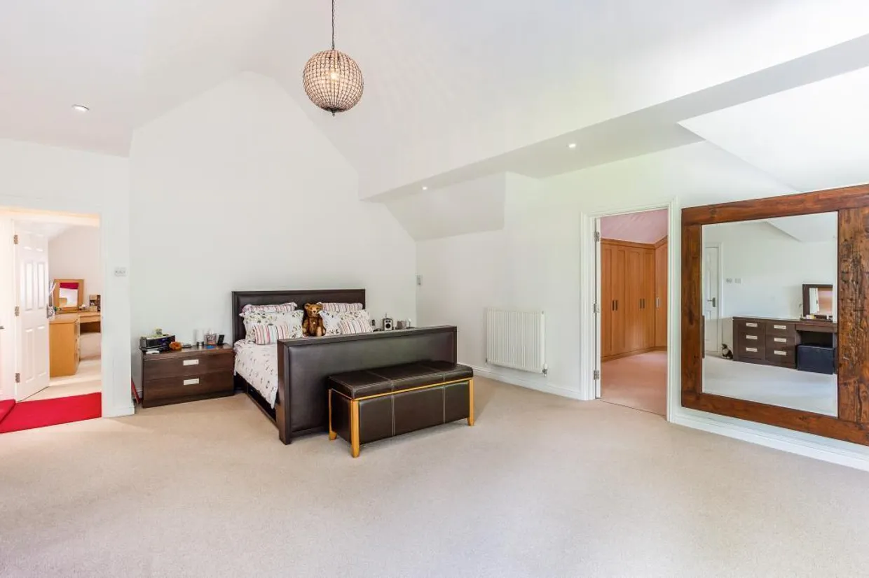 Fitzroy Road, Fleet, GU51 photo 9
