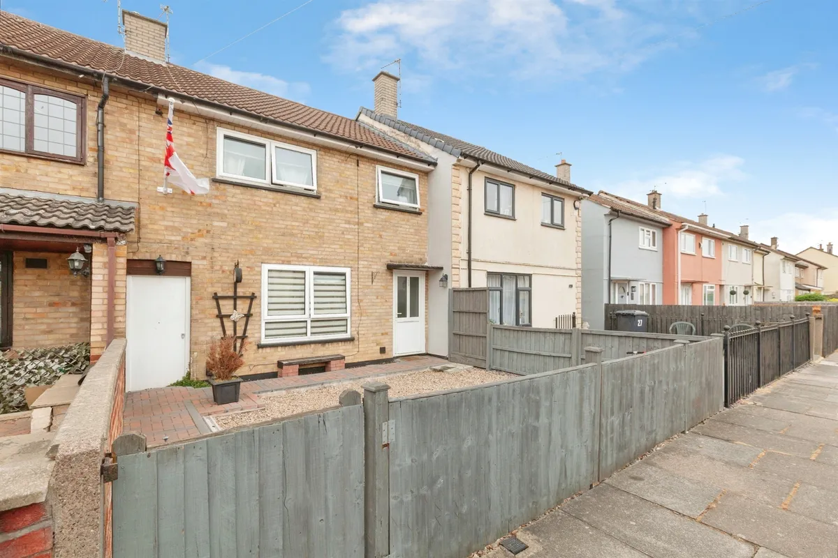 Cotswold Green, Leicester