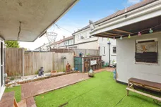 Cotswold Green, Leicester