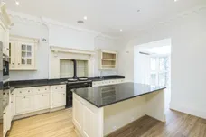 Westcombe Park Road London SE3 photo 8