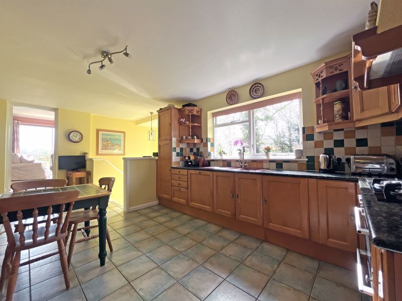 Bickwell Valley, Sidmouth Image 8